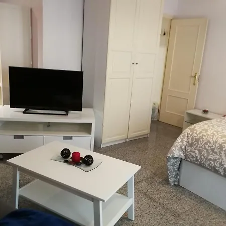 아파트 Tourismcasa *